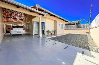 Casa com 3 dormitórios à venda, 120 m² por r$ 850.000,00 - itacolomi - balneário piçarras/sc