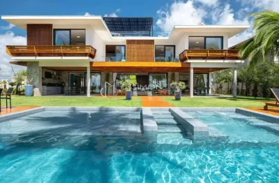 Casa de condomínio para vender pé na areia na praia do forte. com 800m² de área útil e 8 suítes.