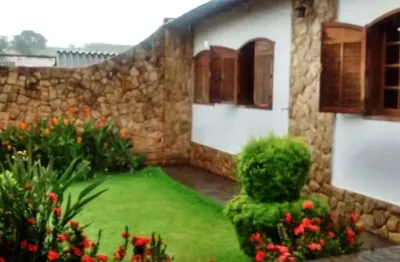 Casa com 4 quartos à venda na Rua Carlos Goes, Caiçaras, Belo Horizonte