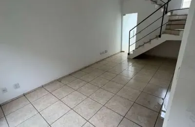 Casa geminada coletiva com 3 quartos à venda em pedro leopoldo
