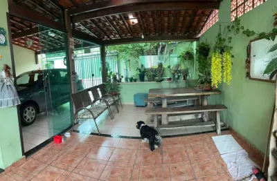 Casa com 3 quartos à venda na Rua Curupaiti, Padre Eustáquio, Belo Horizonte