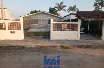 Casa com 3 quartos à venda no Perequê, Matinhos 
