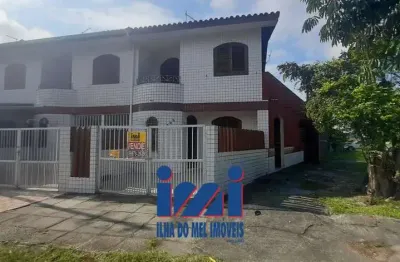 Casa com 3 quartos à venda no Bom Retiro, Matinhos 