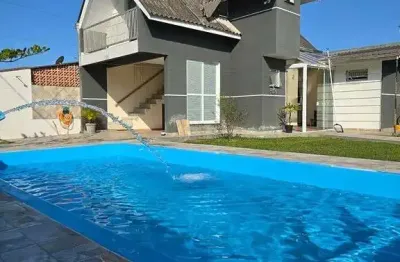 Casa com 3 quartos para alugar no Atami, Pontal do Paraná 