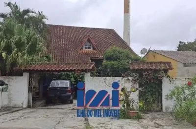 Casa com 5 quartos à venda no Bom Retiro, Matinhos 