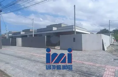 Casa com 2 quartos à venda no Piçarras, Guaratuba 