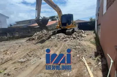 Terreno à venda no Bom Retiro, Matinhos 