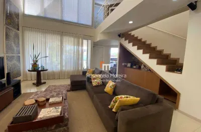 Sobrado de 360m² com 4 suítes e piscina à venda no vilage la montagne