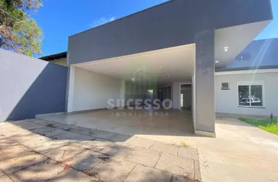 Casa com 4 suítes, piscina, 4 vagas no tropical próximo a big pão