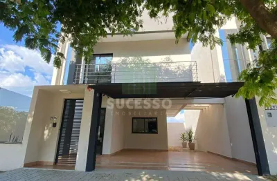 Casa com 3 quartos à venda no Centro, Cascavel 