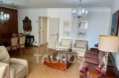 Apartamento à venda, 2 quartos, 1 vaga, 138m², centro.