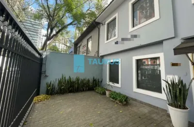Casa comercial com 6 salas à venda na Vila Uberabinha, São Paulo 