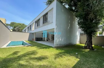 Casa de condomínio á venda , 4 suítes , 4 vagas , piscina no quintal , 450 m² , santo amaro.