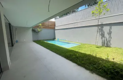 Casa de condominio á venda , 4 suítes, 4 vagas , 435 m2, campo belo.
