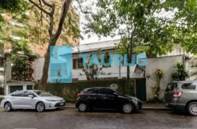 Casa à venda, 4 dormitórios, 2 vagas, 165m², moema.