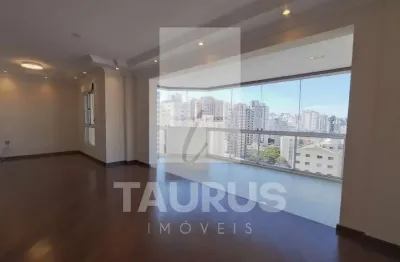 Apartamento à venda, 3 quartos sendo 2 suítes, 4 vagas, 165 m², moema.