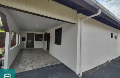 Casa com 2 quartos para alugar na rua carlos muller, 555, testo rega, pomerode, 60 m2 por r$ 2.300