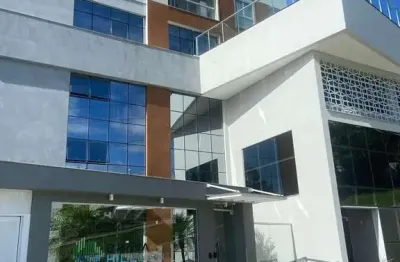 Apartamento de 2 quartos semi mobiliado no brava hill residence, localizado no bairro praia brava e