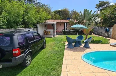 Casa com piscina à venda – avenida principal da praia de tabatinga