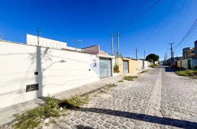 Casa com 3 quartos para alugar na Rua Lourival Barreto, 195, Cajupiranga, Parnamirim