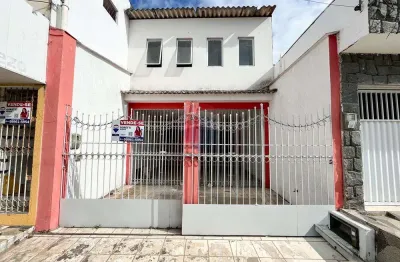 Casa com 2 quartos à venda na Rua Presidente Gonçalves, 933, Alecrim, Natal