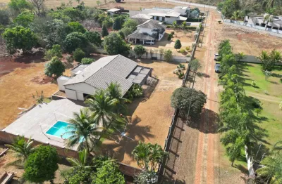 Chácara / sítio com 3 quartos à venda na Avenida Francisco Pereira de Souza, Sítio de Recreio Paraíso Tropical, Goiânia