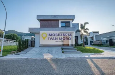 Casa com 4 quartos à venda no Ratones, Florianópolis 