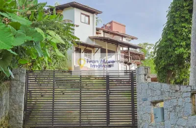 Casa à venda com 4 quartos no córrego grande  -  florianópolis
