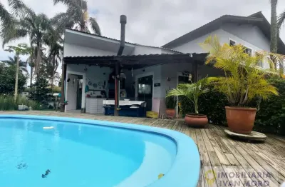 Casa com 4 quartos à venda no Daniela, Florianópolis 