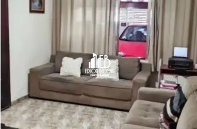 Sobrado  para Venda Vila Floresta, 4 dorms, 2 banheiros, cozinha, 2 vagas, 198 m²