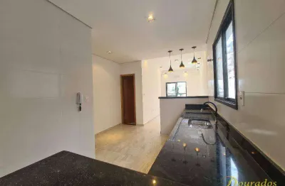 Sobrado 2 dorm(s), sendo 1 suíte,  em condomínio, 2 vagas, aviação em praia grande/sp