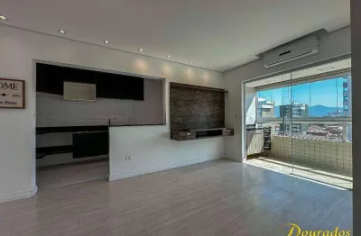 Apto de 2 dorm(s), sendo 1 suíte, varanda gourmet, lazer completo na guilhermina em praia grande sp.
