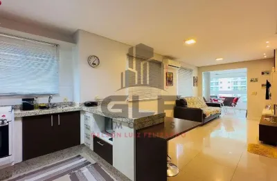 Apartamento de alto padrão quadra mar na cidade de itapema/sc, no bairro meia praia, com 2 dormitórios sendo 1 suíte e 2 vagas de garagem.