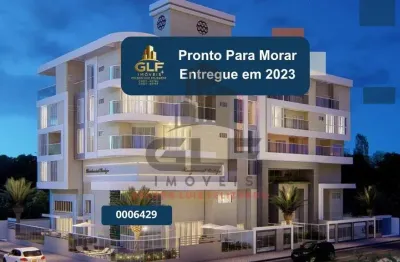 Apto pronto em bombinhas, com 118,60m²  área privativa sendo 3 suítes, 2 vagas de garagem, área de lazer completa
