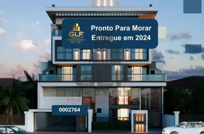 Apto pronto em bombinhas com 116,70m² área de lazer sendo 3 suítes, 2 vagas de garagem, área de lazer completa