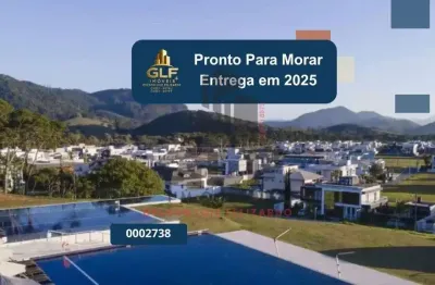 Apto pronto em camboriú, com 231m² área privativa sendo, 4 suítes, 3 vagas de garagem, área de lazer completa