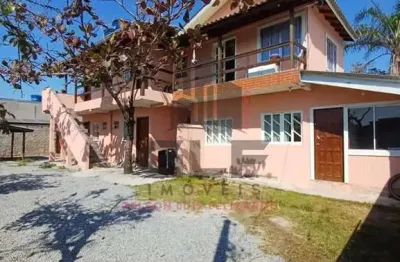Condomínio com 6 kitnets em itapema/sc no bairro morretes. terreno com 303,75m². fundação pronta para construir mais 4 apartamentos ou até 8 kitnets,
