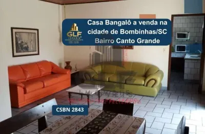 Casa bangalô a venda na cidade de bombinhas/sc no bairro canto grande, com 3 quartos/ 1 suíte e 2 vagas de garagem. bem localizado