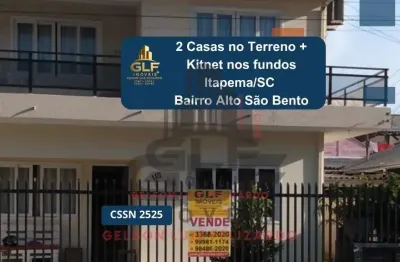 2 casas no terreno + kitnet nos fundos na cidade de itapema/sc no bairro alto são bento. terreno conta com 252 m² sendo 12 x 21. renda extra aluguel