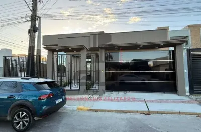Linda casa nova mobiliada + sala comercial à venda na cidade de itapema/sc, bairro morretes! terreno com 405m² e 2 suítes. ampla área externa com chur