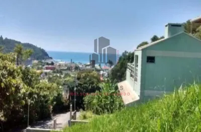 Terreno a venda no bairro ilhota, na cidade de itapema/sc, medindo 375 m² sendo 12,50 x 30. bem localizado, próximo ao mar, apenas 300 metros da praia