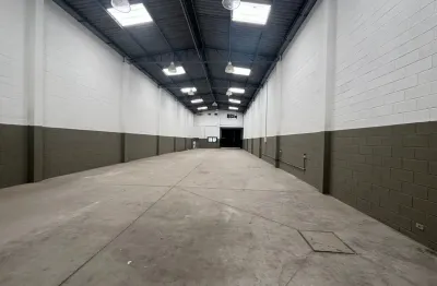 Galpão comercial para locação na vila maria baixa – 500m² com escritório e pé direito de 6m