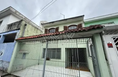Sobrado à Venda na Vila Leonor – 3 Dormitórios, Quintal e 3 Vagas | Excelente Localização