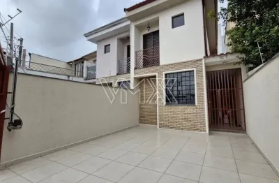 Sobrado à Venda na Vila Maria Alta – 3 Dormitórios (1 Suíte) | 2 Vagas | Próximo ao Parque do Trote