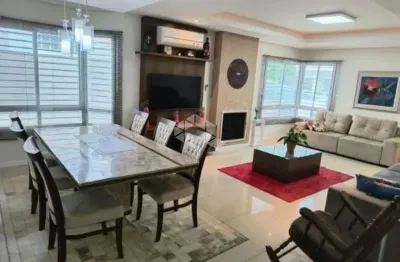 Casa sendo 3 quartos/dormitórios no bairro pedra branca á venda por r$ 1.855.000,00.