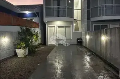 Casa sobrado sendo 2 dormitórios/ quartos  no bairro bela vista - palhoça com 83 m² por r$ 492.000