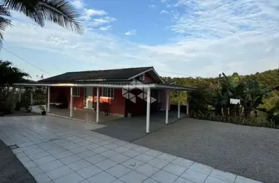 Terreno/sítio com uma casa de alvenaria a venda com 4.945 m²  no bairro são sebastião - palhoça no valor de r$ 795.000,00.