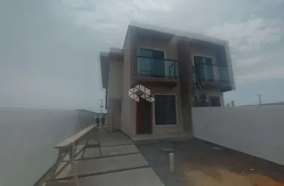 Casa sobrado com 3 dormitórios, sendo 1 suíte, 2 vagas e 125m² para vender por r$ 640.000,00
