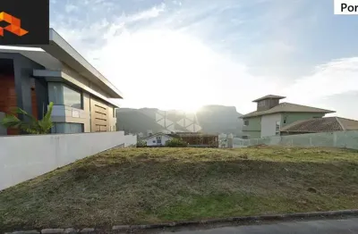 Terreno com 360m² em palhoça bairro pedra branca á venda por r$ 640.000,00.