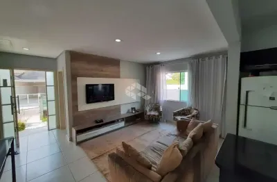 Casa com 3 dormitórios sendo 1 suíte no pedra branca em palhoça à venda por r$ 1.490.000,00.